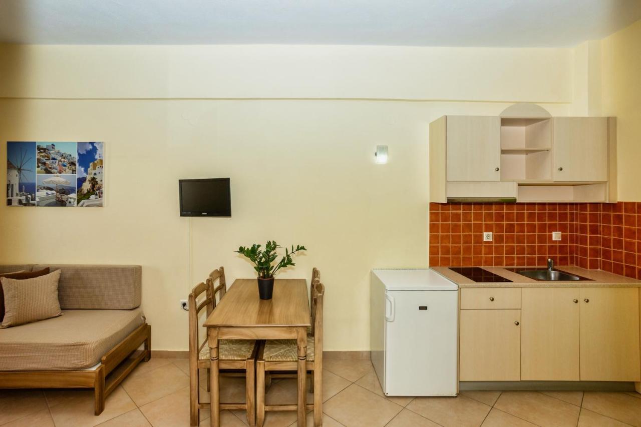 ريثيمنو Daisy Hotel Apartments المظهر الخارجي الصورة
