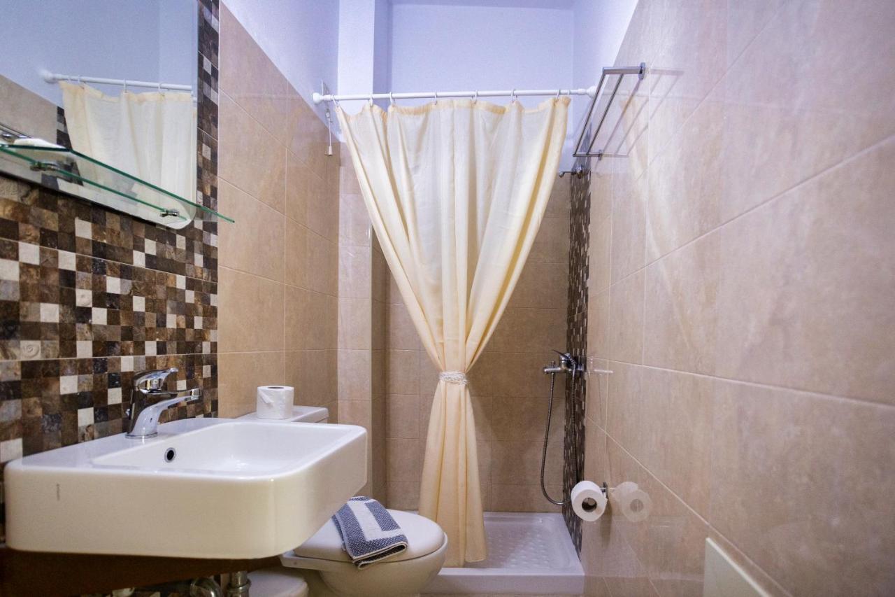 ريثيمنو Daisy Hotel Apartments المظهر الخارجي الصورة