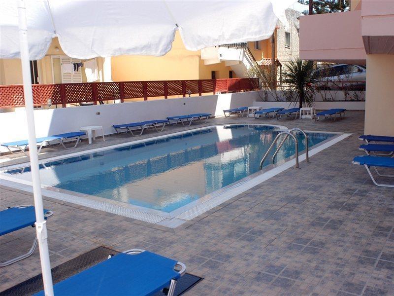 ريثيمنو Daisy Hotel Apartments المظهر الخارجي الصورة