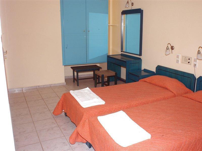 ريثيمنو Daisy Hotel Apartments المظهر الخارجي الصورة