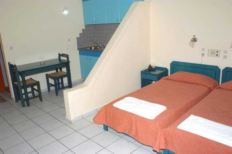ريثيمنو Daisy Hotel Apartments المظهر الخارجي الصورة
